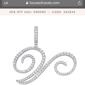 Icy Initial Necklace : V